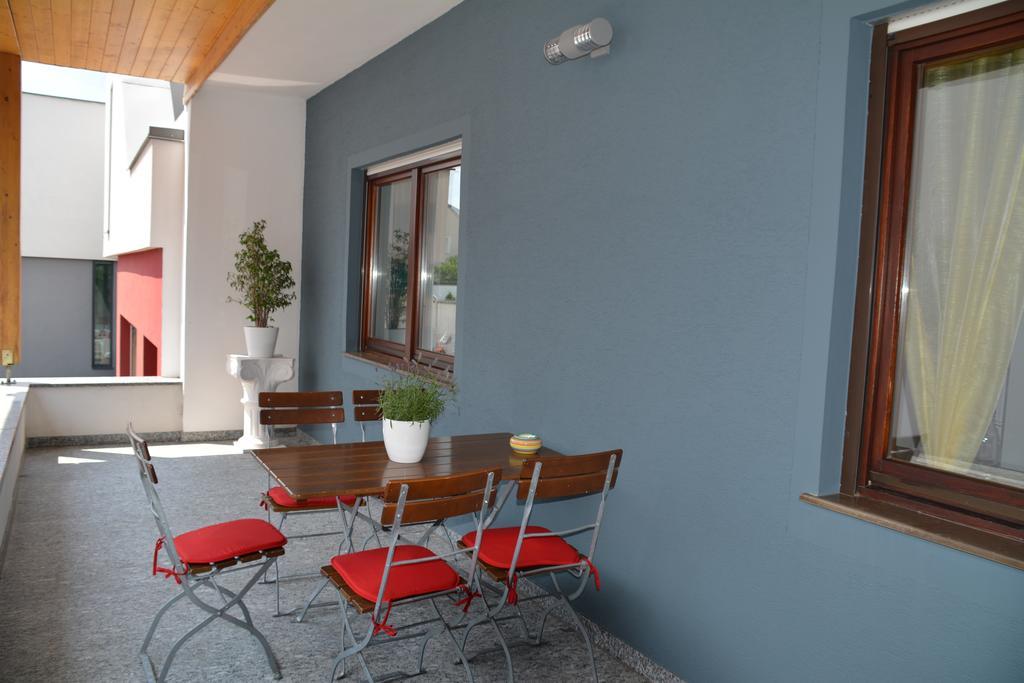Haus 4 You Apartman Sásony Kültér fotó