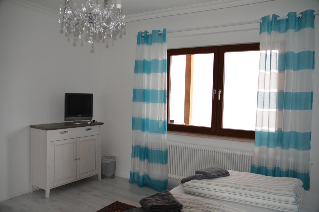 Haus 4 You Apartman Sásony Kültér fotó
